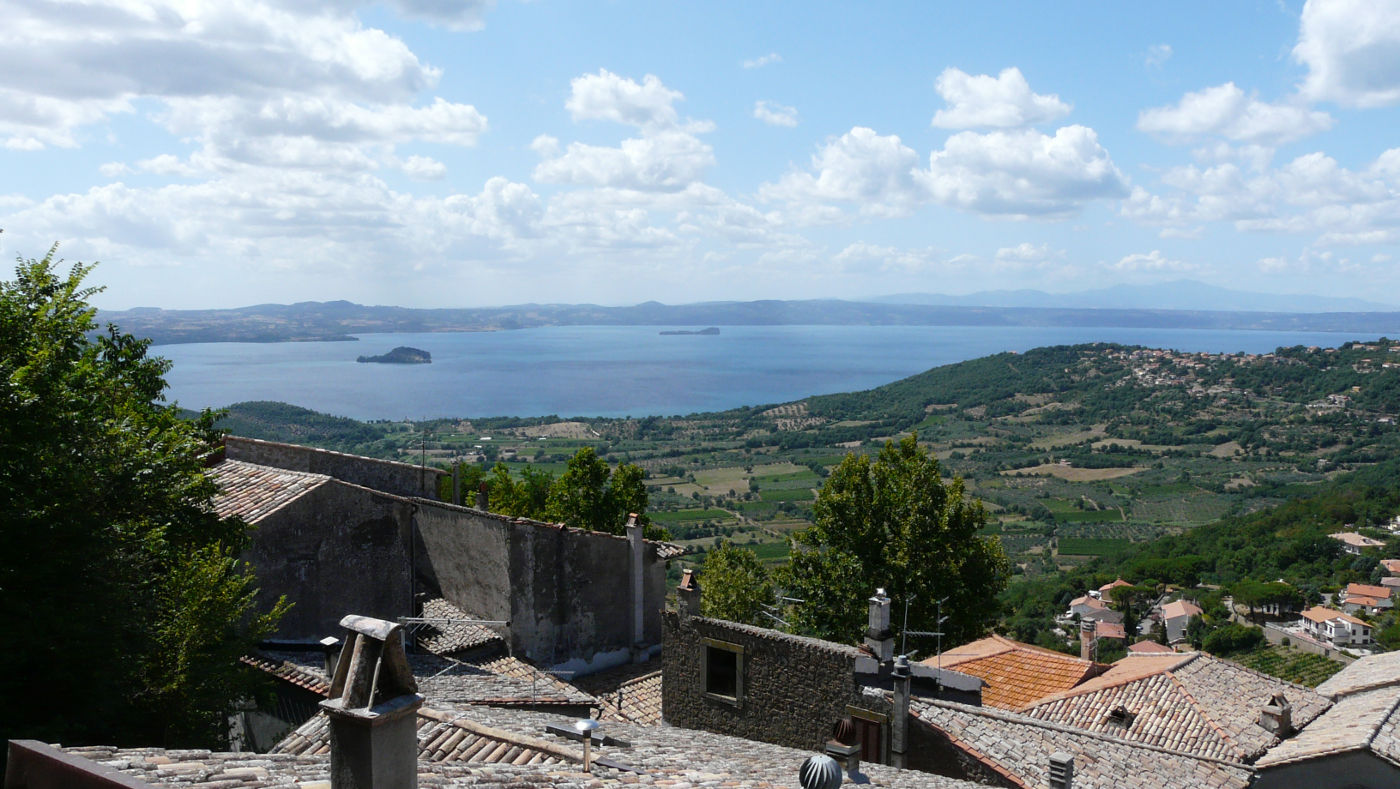 Der Bolsena See - von Montefiascone aus gesehen